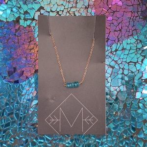 Midwinter Co. Mini Rough Apatite Necklace (NWT)